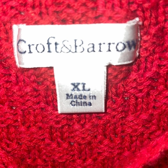 Red sweater - Picture 3 of 3